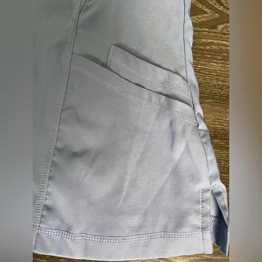 Scrub top 👩‍⚕️ - Picture 4 of 6